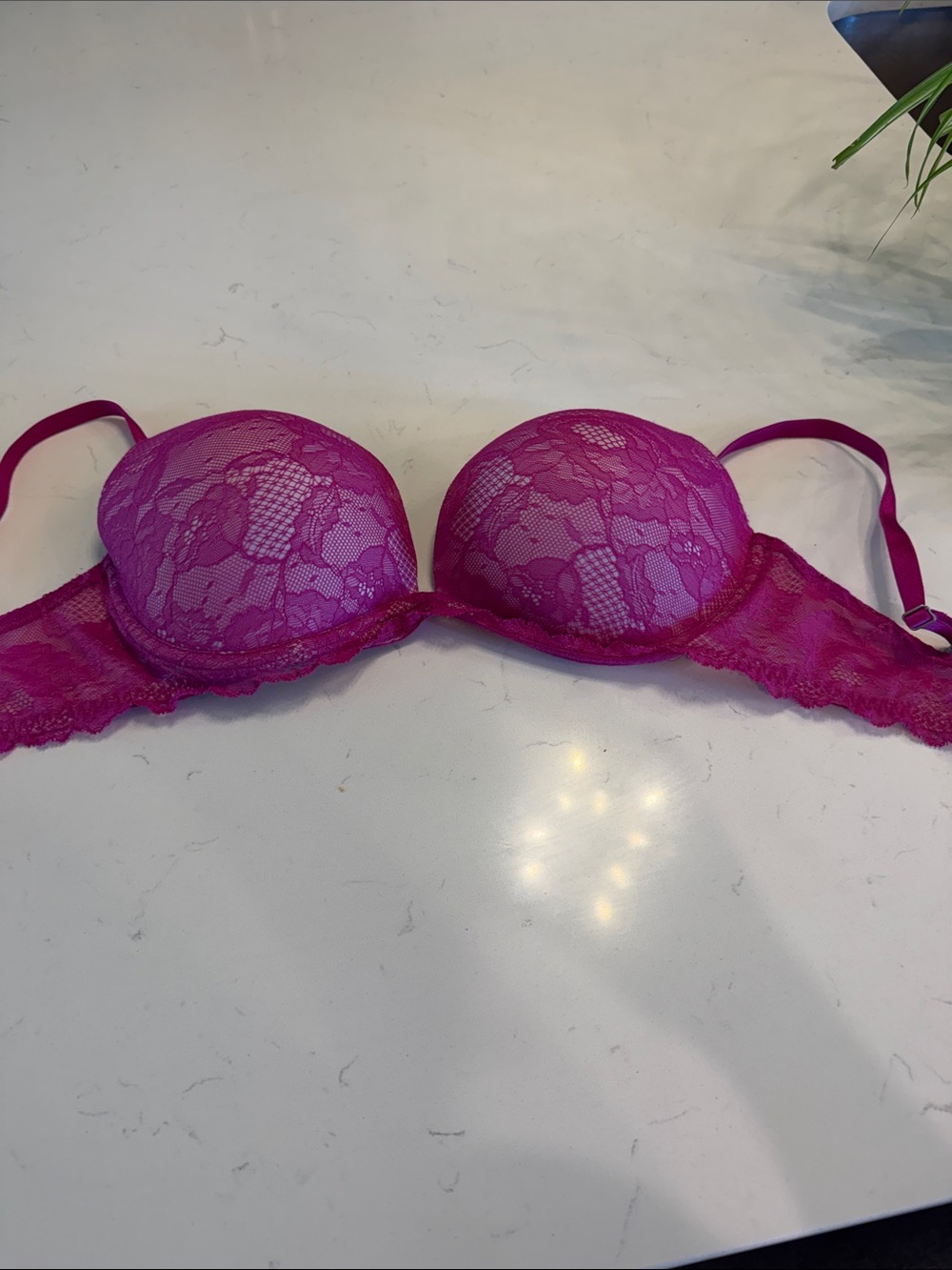 Victoria's Secret Lace Push-Up Bra in Fuchsia Pink